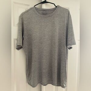 Patagonia Men’s Large Capilene Cool Daily Grey Men’s Large